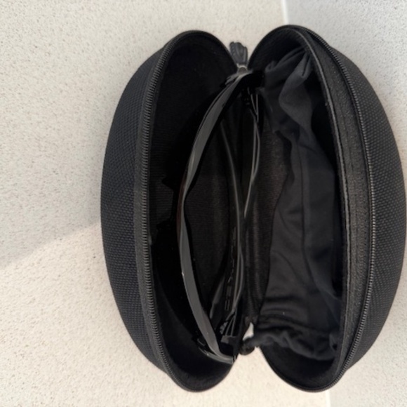 Oakley Flak 2.0XL High Performance Sunglasses- Men's- Worn 4x! - Picture 7 of 7